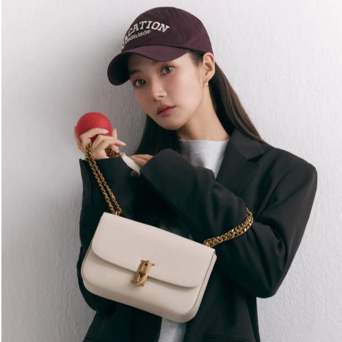 J.ESTINA DELLA SM Shoulder Crossbody Tote Cream White Leather Metal Chain Adjustable Strap Minyoung Park PICK / from Seoul, Korea