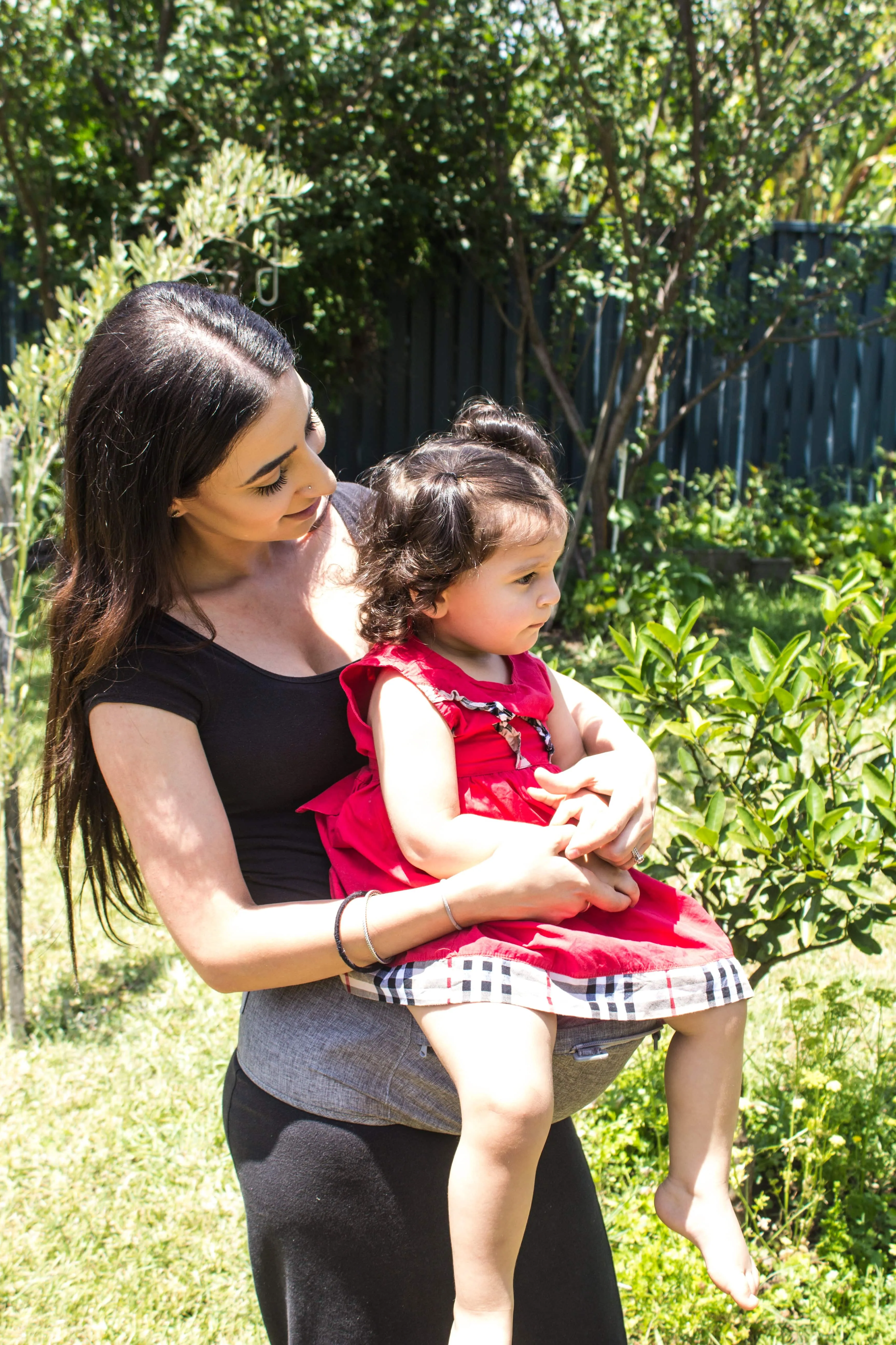 Love N Care |  Baby Carrier Hipsta